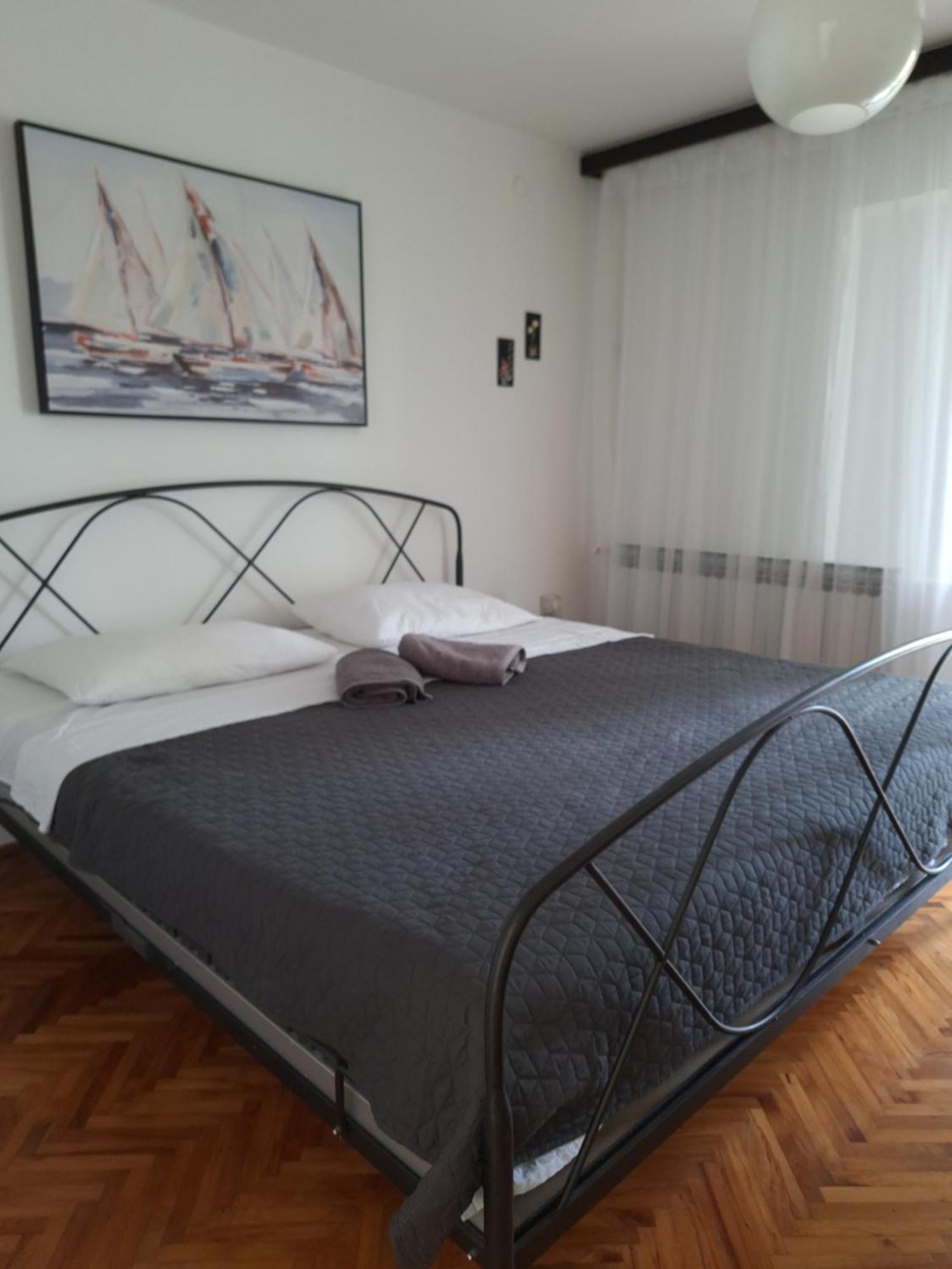 Apartamento Corina&Franco Senj  Habitación foto